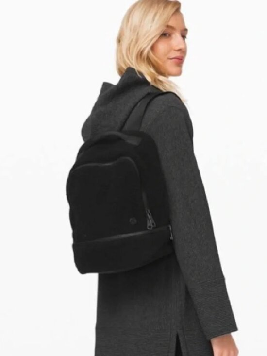 Lululemon City Adventurer Backpack Sherpa Fleece 10L Color Black